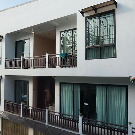 Kata Beachwalk Hotel And Bungalows Pokoj fotografie