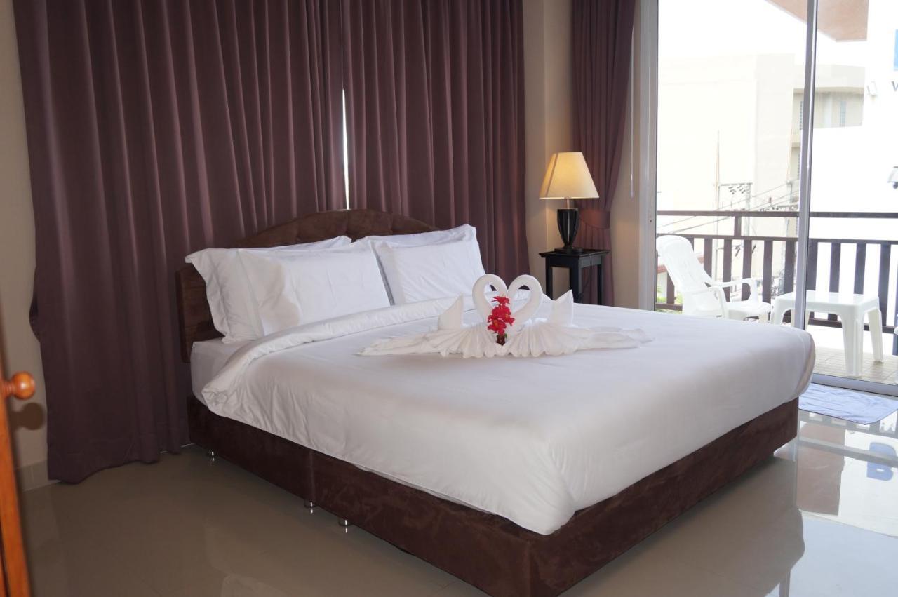 Kata Beachwalk Hotel And Bungalows Exteriér fotografie