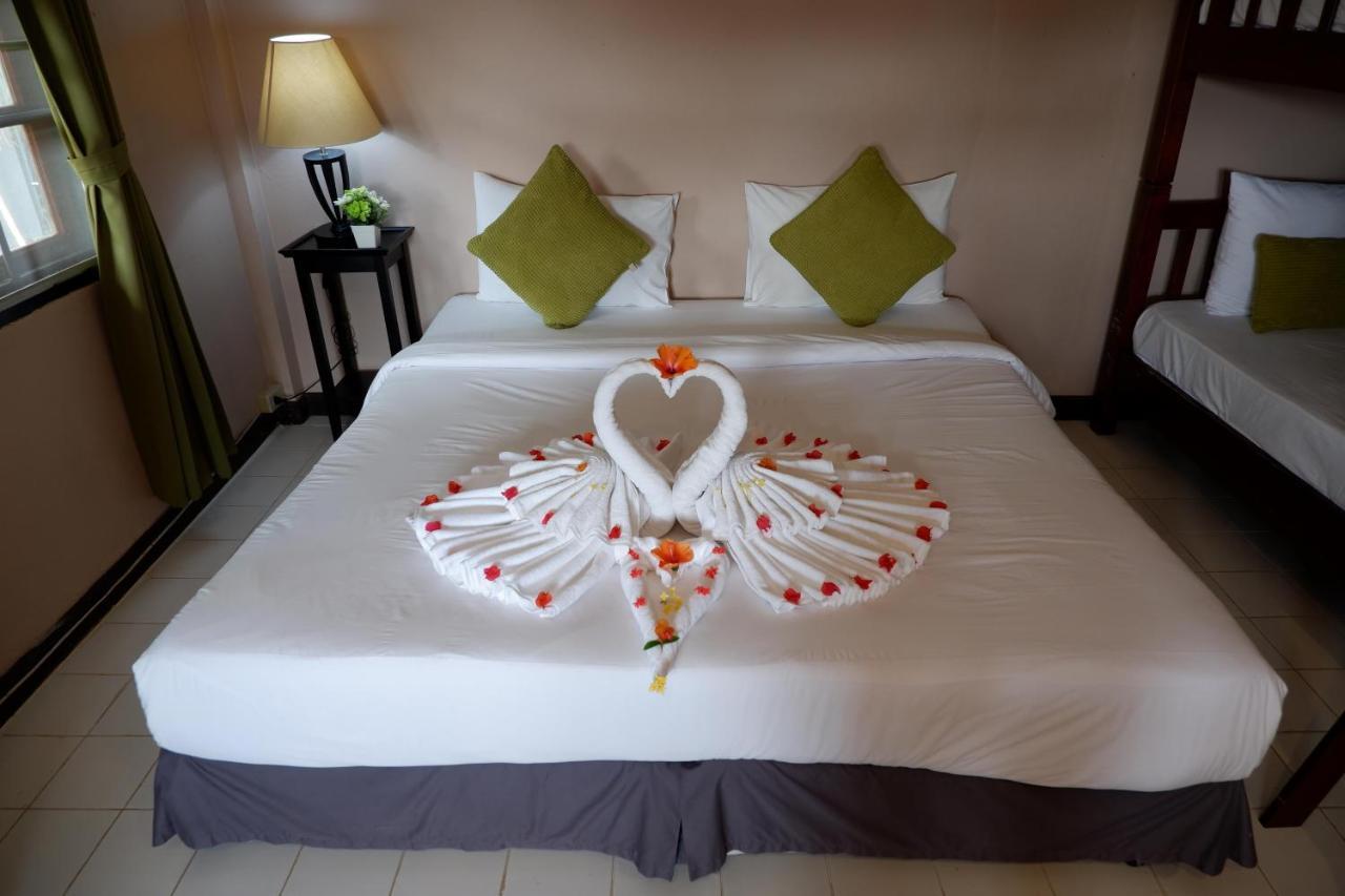 Kata Beachwalk Hotel And Bungalows Exteriér fotografie