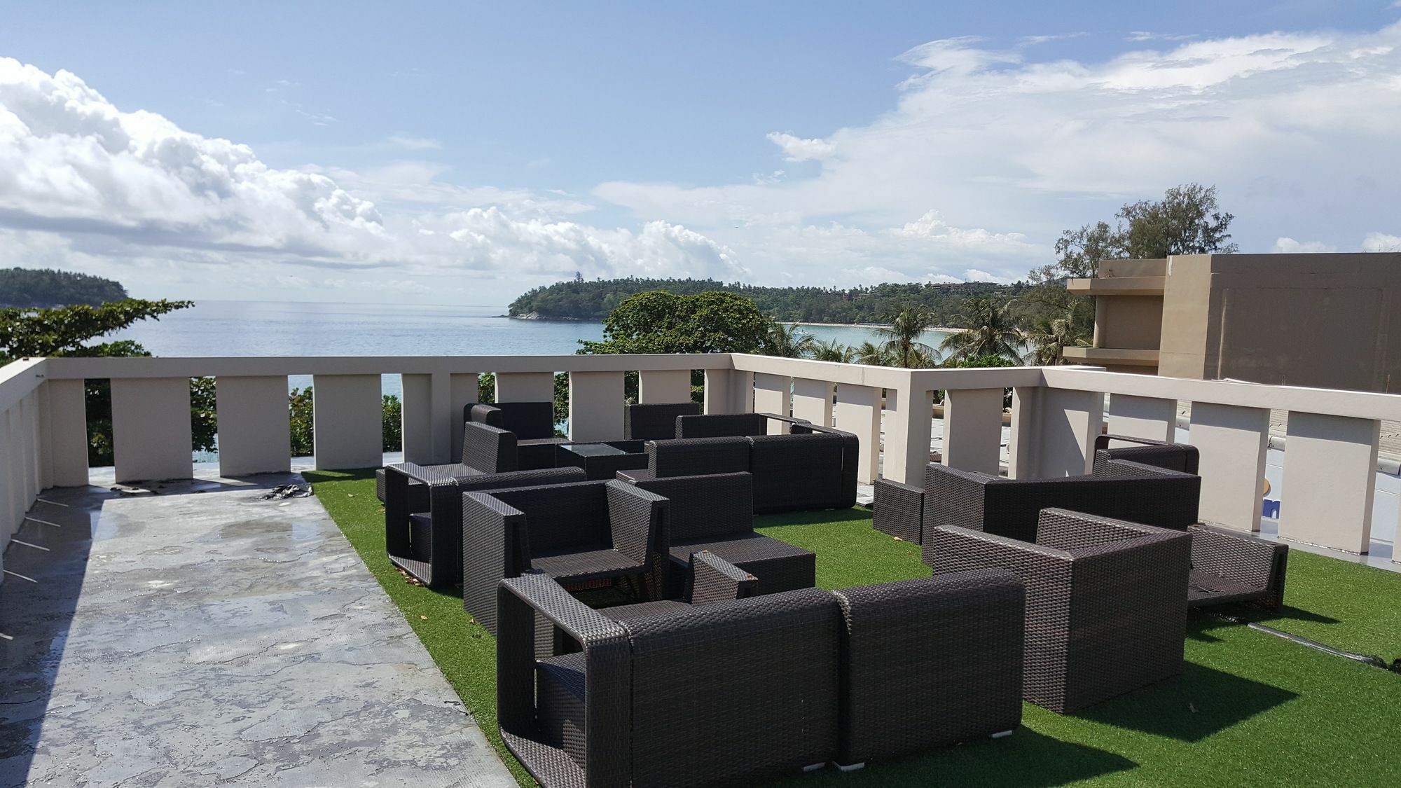 Kata Beachwalk Hotel And Bungalows Exteriér fotografie