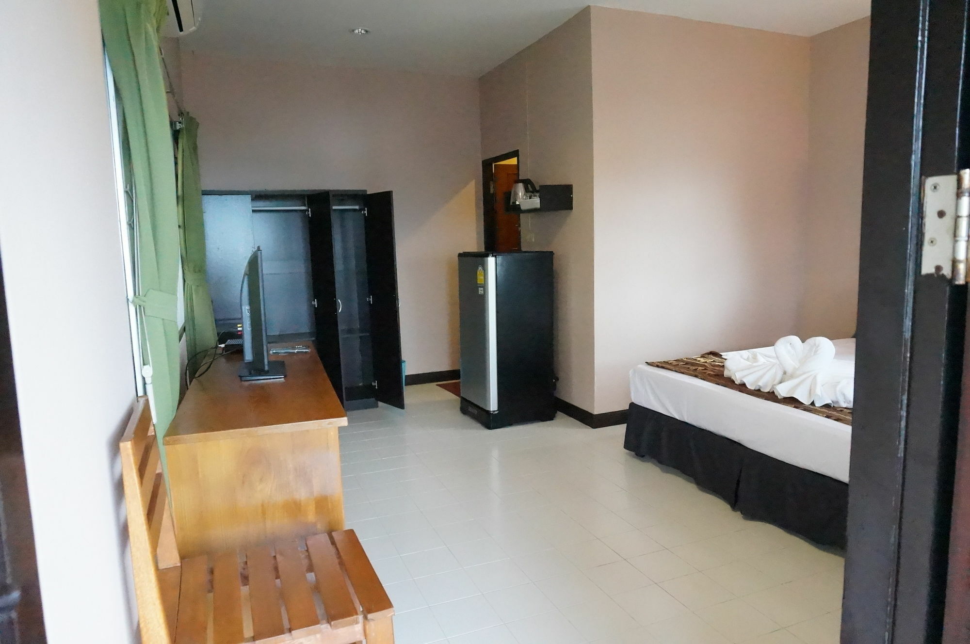 Kata Beachwalk Hotel And Bungalows Exteriér fotografie
