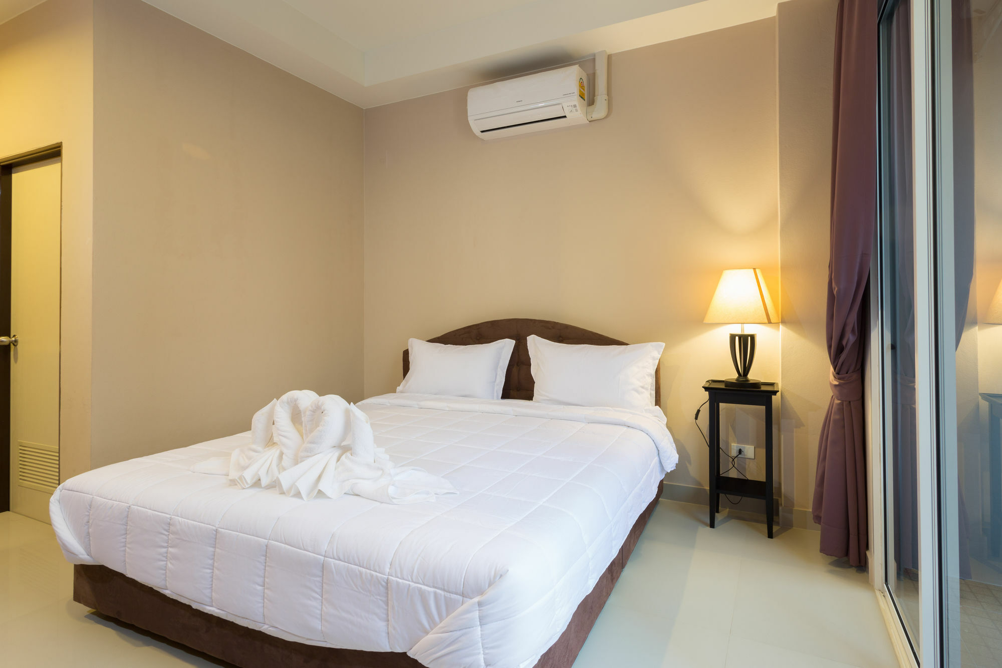 Kata Beachwalk Hotel And Bungalows Exteriér fotografie
